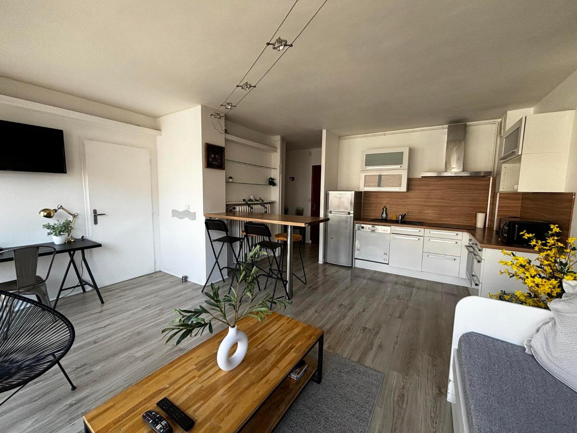 Appartement Hypercentre A 2 Min Du Lac Άννεσι Εξωτερικό φωτογραφία