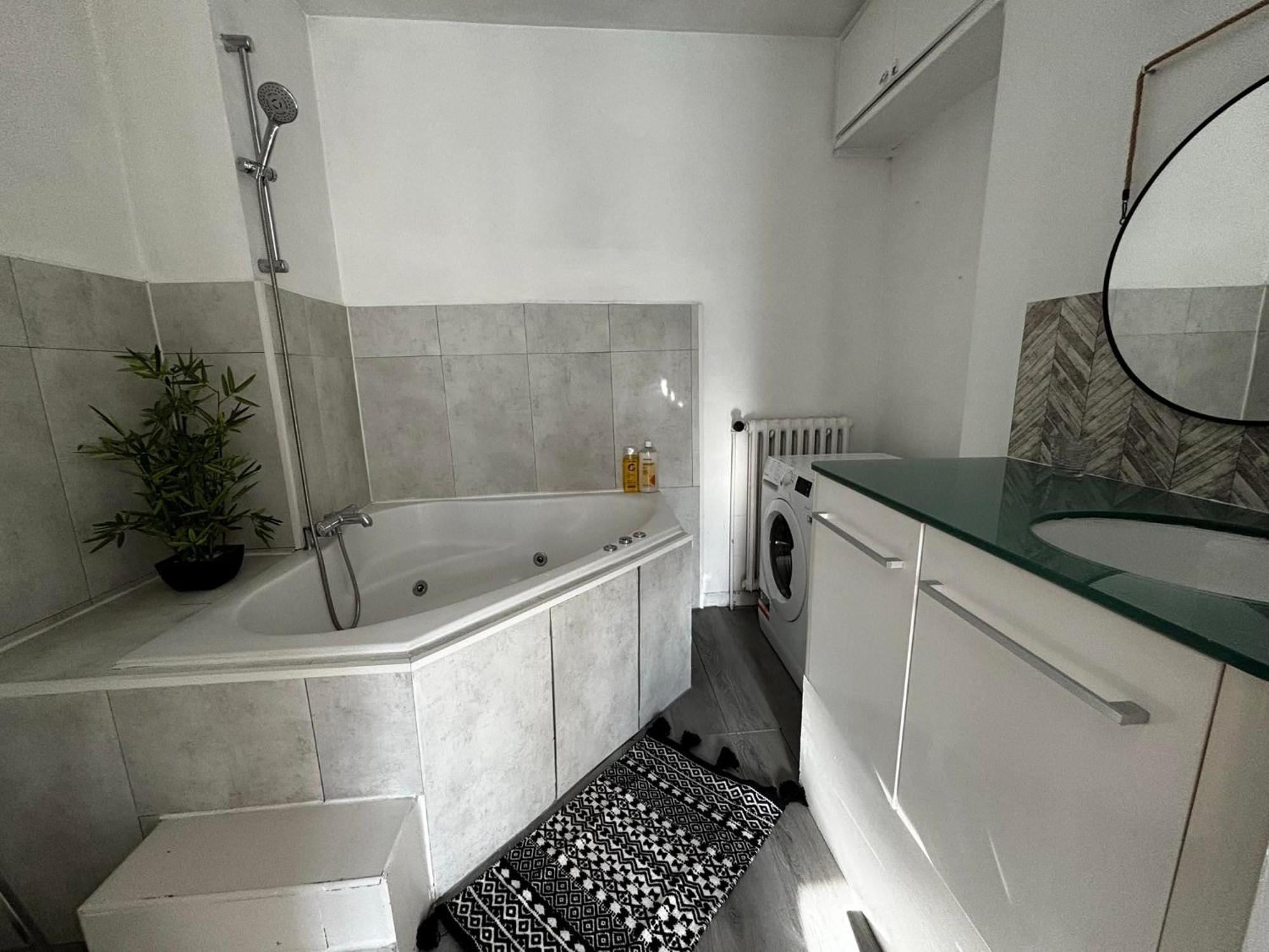 Appartement Hypercentre A 2 Min Du Lac Άννεσι Εξωτερικό φωτογραφία